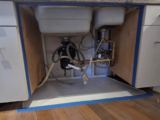 Crown Mold Specialists-Certified Mold Removal and Deep Cleaning in NYC